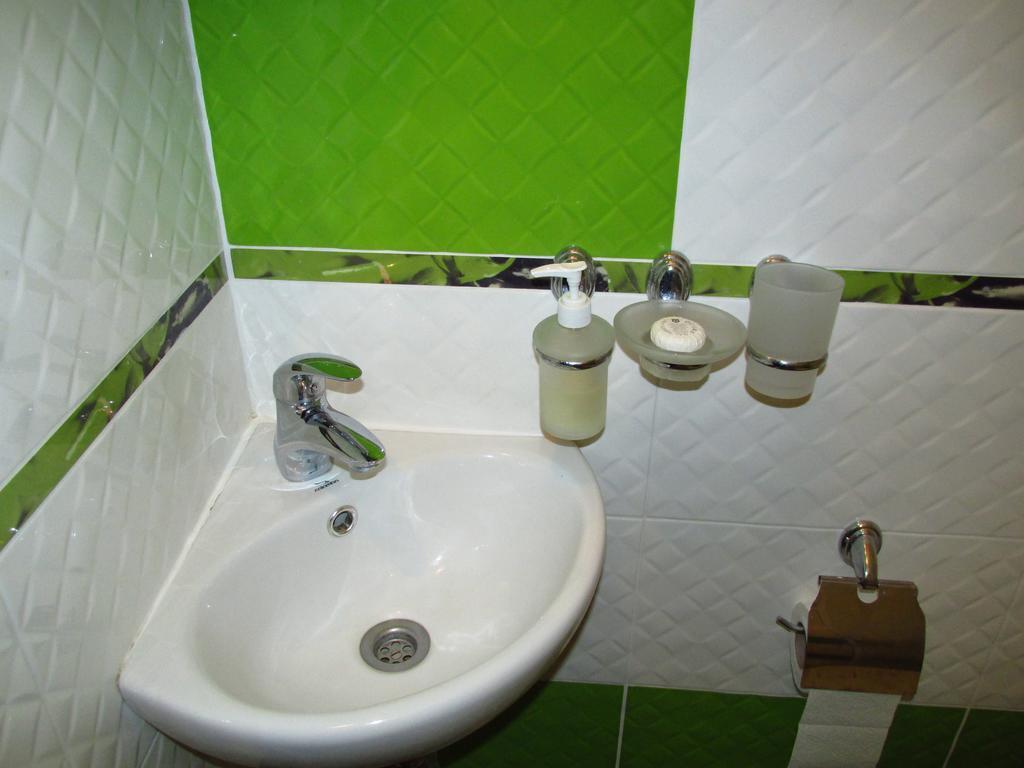 Near Opera Apartment ลวีฟ ภายนอก รูปภาพ